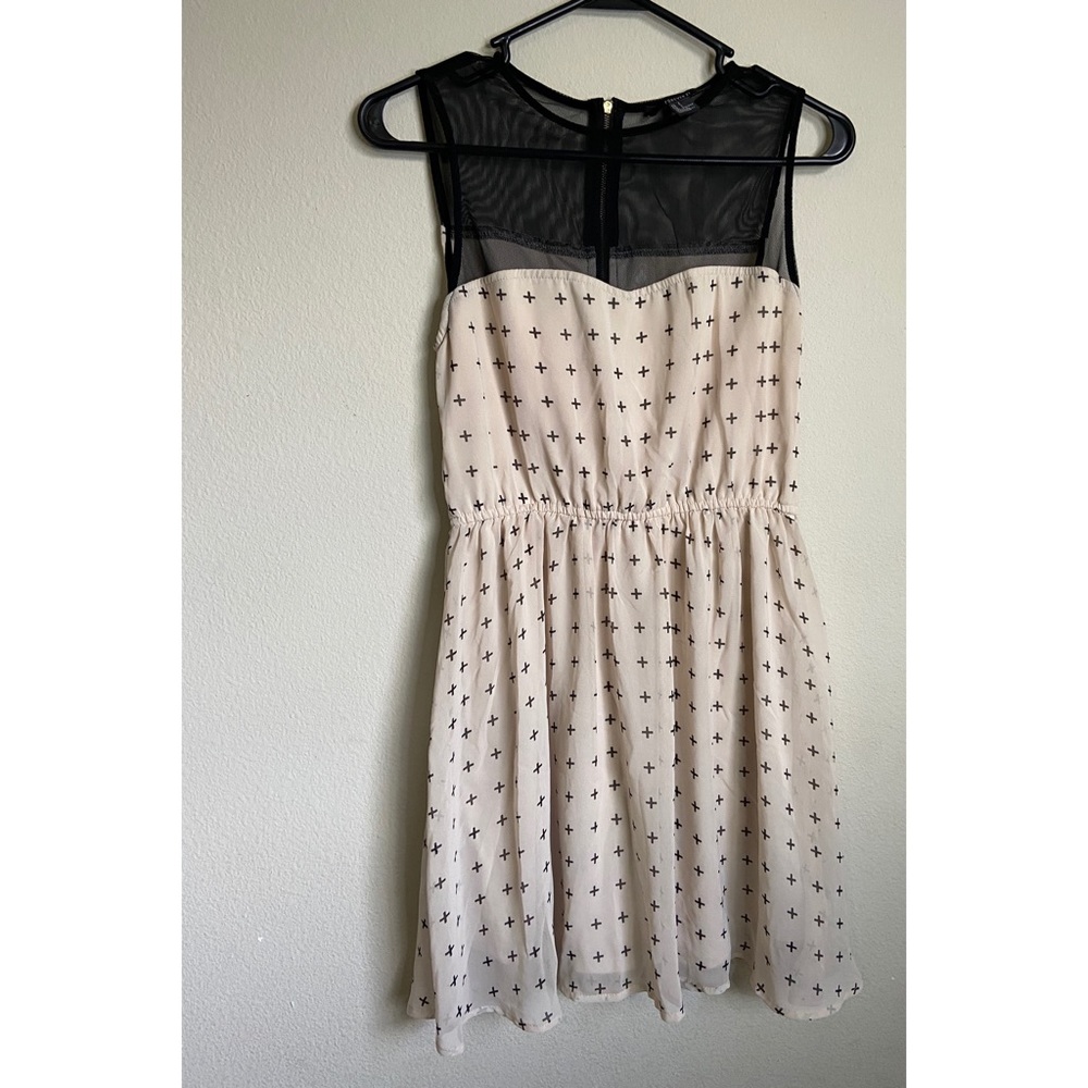 SWEETHEART NECKLINE CROSS DRESS✨